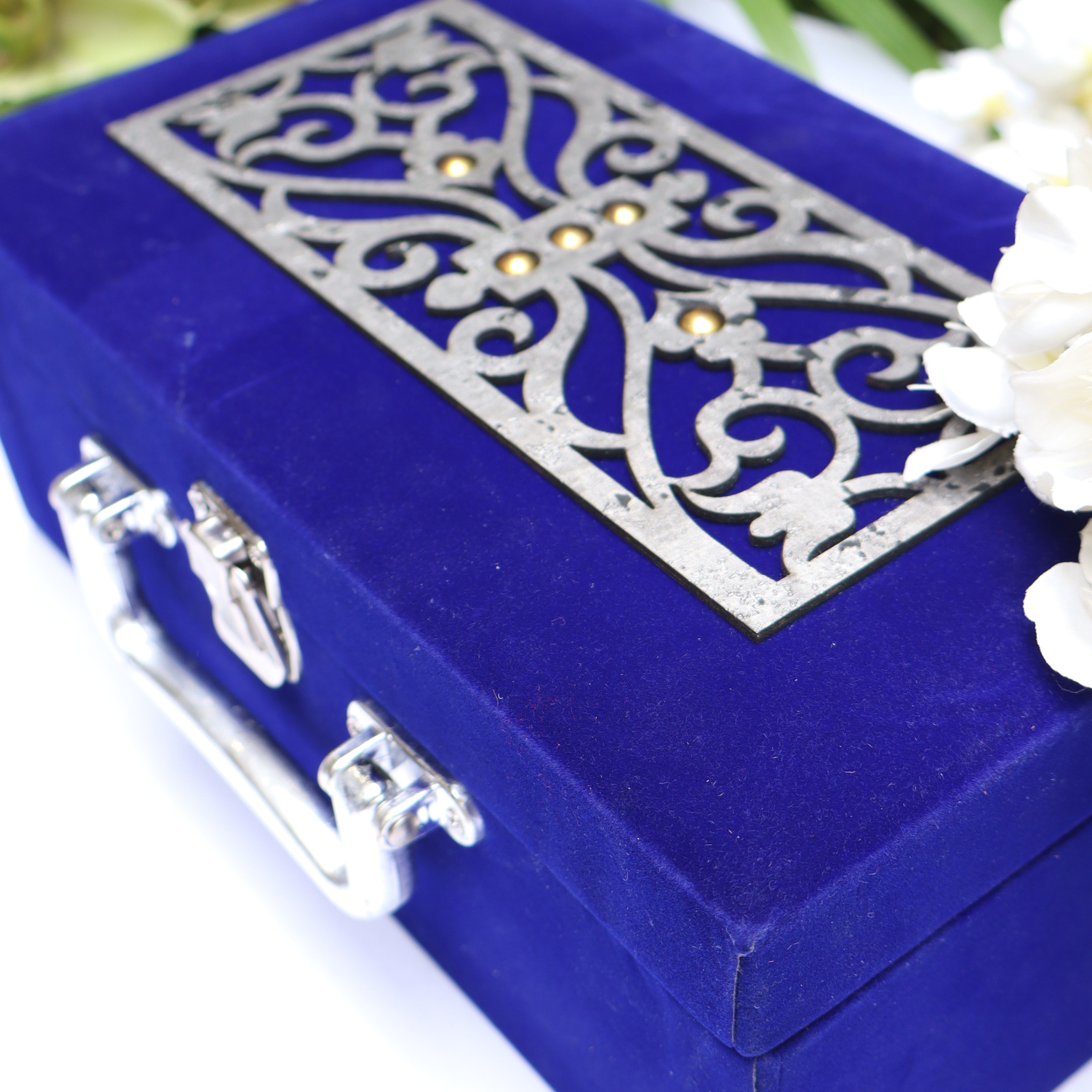 Model : IC-225B (S-2X1) – Premium Gift Box