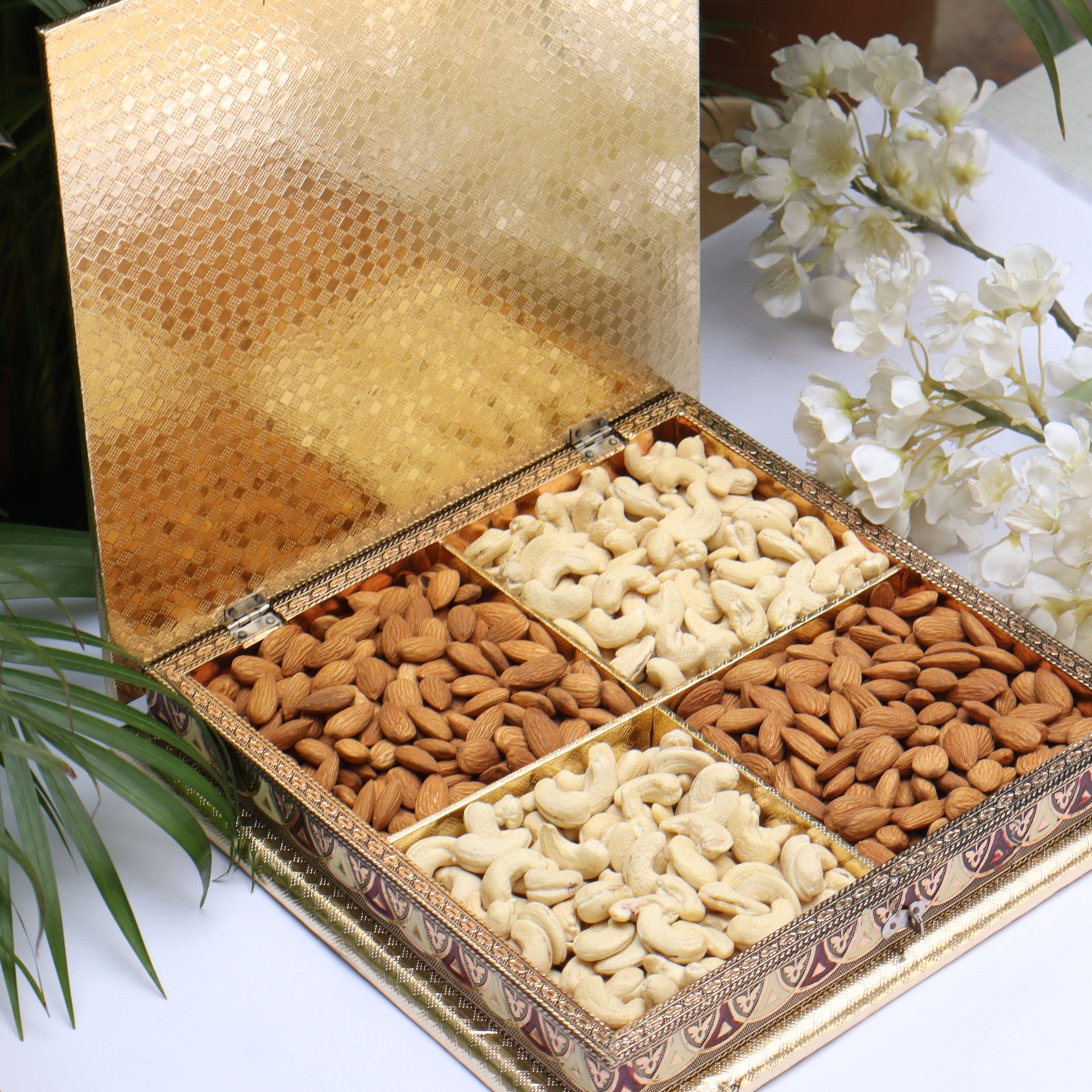 Premium Gift Box – Elegant Packaging