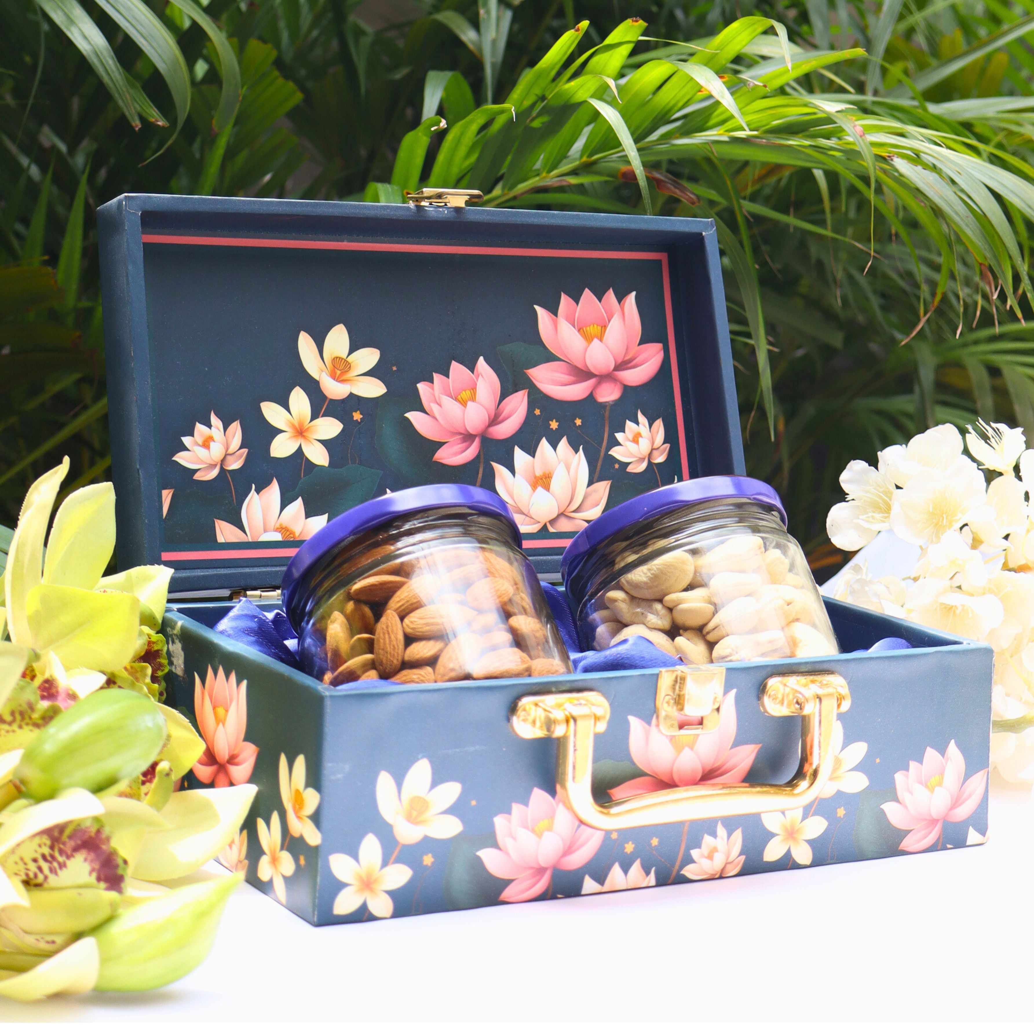 Premium Corporate Gifting by Modinuts